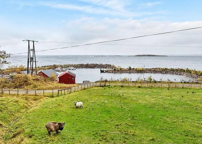 6 Person In Midsund-by Traum 펜션