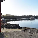 6 Person In Midsund-by Traum * Aukra