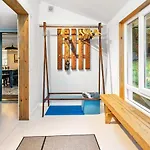 6 Person In Midsund-by Traum Semesterbostad *