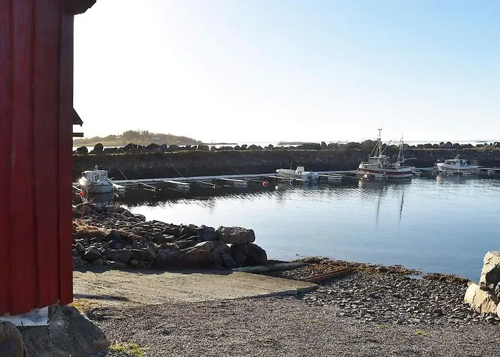 6 Person In Midsund-by Traum * Aukra