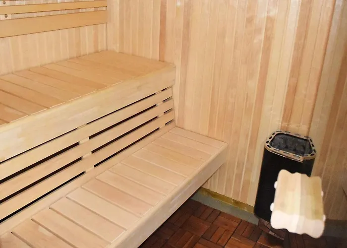 6 Person In Midsund-by Traum Vakantiehuis *